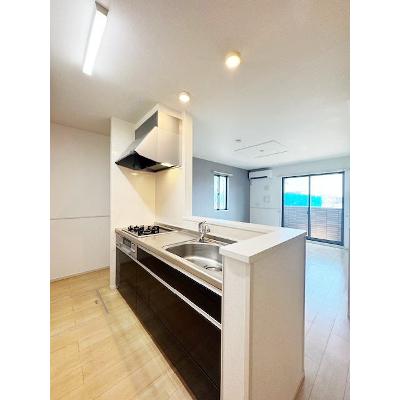 シャルール 101【管理NO：1-021426401-01010】 ★家具家電は申し込み後に搬入します★ ★2026年10月中旬入居可能★の物件画像
