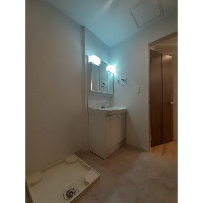 ろはす 202【管理NO：1-027019401-02020】 ★家具家電は申し込み後に搬入します★ ★2026年10月中旬入居可能★の物件画像