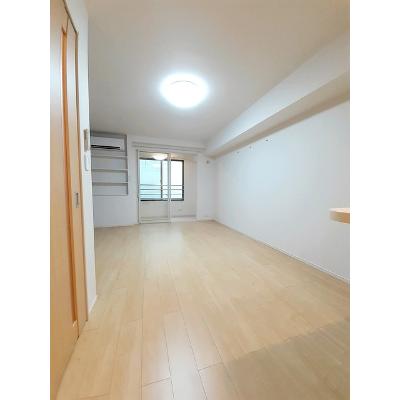 ドルフ 205【管理NO：1-024789801-02040】 ★家具家電は申し込み後に搬入します★の物件画像