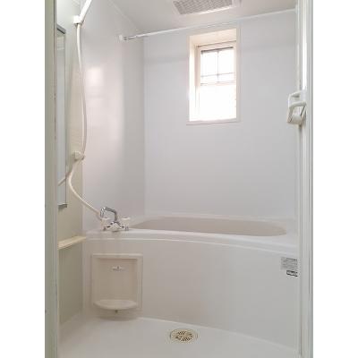 オランジュ 102【管理NO：1-013660102-01020】 ★家具家電は申し込み後に搬入します★ ★2026年10月中旬入居可能★の物件画像