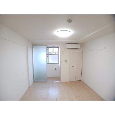 スタジオーネ　ソーレ 102【管理NO：1-021456201-01020】 ★家具家電は申し込み後に搬入します★の物件画像