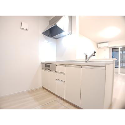フランソレイユ 101【管理NO：1-025698601-01010】 ★家具家電は申し込み後に搬入します★の物件画像