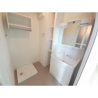 カトレアⅠ 101【管理NO：1-027232001-01010】 ★家具家電は申し込み後に搬入します★の物件画像