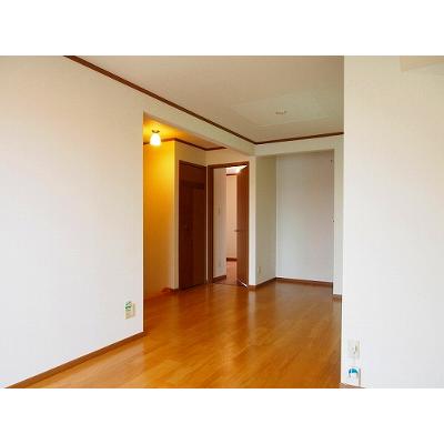サンパティオ 202【管理NO：1-010887401-02020】 ★家具家電は申し込み後に搬入します★ ★2026年09月下旬入居可能★の物件画像