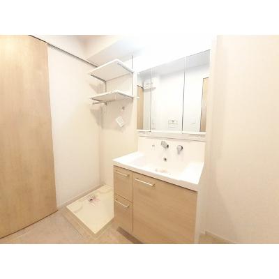 ラフィネ 102【管理NO：1-025829801-01020】 ★家具家電は申し込み後に搬入します★の物件画像