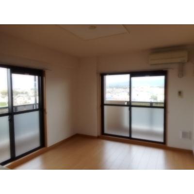 セントレジデンス 701【管理NO：1-012045401-07010】 ★家具家電は申し込み後に搬入します★ ★2026年11月中旬入居可能★の物件画像