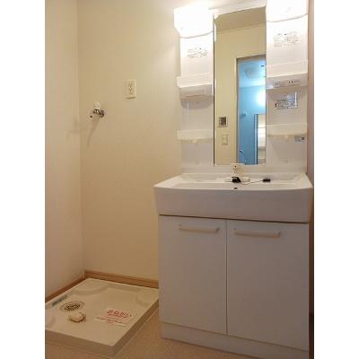 ラ・メゾン　アンソレイエ　Ａ 101【管理NO：1-015512701-01010】 ★家具家電は申し込み後に搬入します★の物件画像