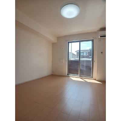 ベネディーレ　Ⅱ 106【管理NO：1-020432301-01050】 ★家具家電は申し込み後に搬入します★の物件画像