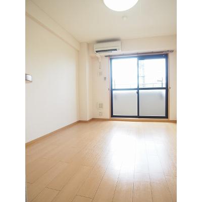 グラン・フィオーレ 203【管理NO：1-012273701-02030】 ★家具家電は申し込み後に搬入します★ ★2026年10月中旬入居可能★の物件画像