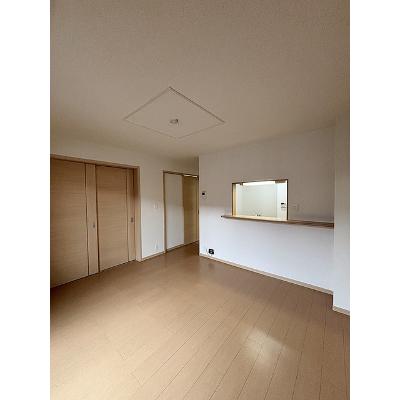 プランタン　ソレイユＦ 101【管理NO：1-016637601-01010】 ★家具家電は申し込み後に搬入します★の物件画像