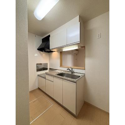プランタン　ソレイユＦ 101【管理NO：1-016637601-01010】 ★家具家電は申し込み後に搬入します★の物件画像