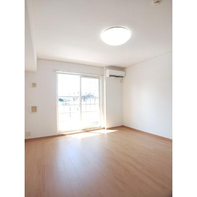 ヴァルムベルクＢ 103【管理NO：1-014379301-01030】 ★家具家電は申し込み後に搬入します★ ★2026年10月下旬入居可能★の物件画像