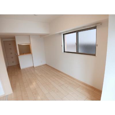 アイランド中津口 501【管理NO：1-019363701-05010】 ★家具家電は申し込み後に搬入します★ ★2026年11月中旬入居可能★の物件画像