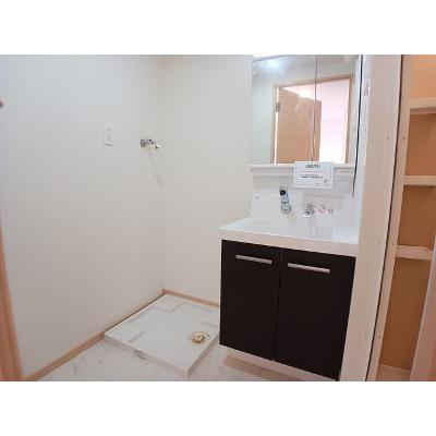 アイランド中津口 501【管理NO：1-019363701-05010】 ★家具家電は申し込み後に搬入します★ ★2026年11月中旬入居可能★の物件画像