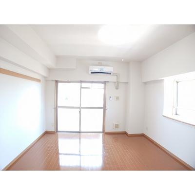 グロリオーサ 308【管理NO：1-014073201-03080】 ★家具家電は申し込み後に搬入します★ ★2026年10月下旬入居可能★の物件画像