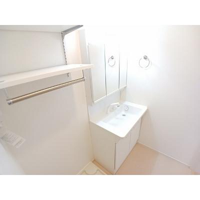ホームタウン新田Ⅰ 101【管理NO：1-025536501-01010】 ★家具家電は申し込み後に搬入します★ ★2026年10月上旬入居可能★の物件画像