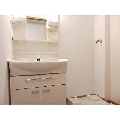 レ・フレ－ル　Ｂ 103【管理NO：1-015004001-01030】 ★家具家電は申し込み後に搬入します★ ★2026年10月中旬入居可能★の物件画像