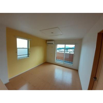 サニーヒルズⅠ 204【管理NO：1-019654501-02040】 ★家具家電は申し込み後に搬入します★ ★2026年10月下旬入居可能★の物件画像