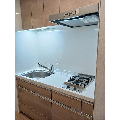 グラツィオーソ 103【管理NO：1-026082801-01030】 ★家具家電は申し込み後に搬入します★の物件画像