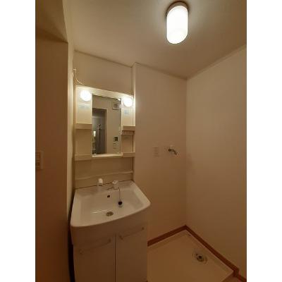 サングレースＢ 103【管理NO：1-014317002-01030】 ★家具家電は申し込み後に搬入します★ ★2026年10月中旬入居可能★の物件画像