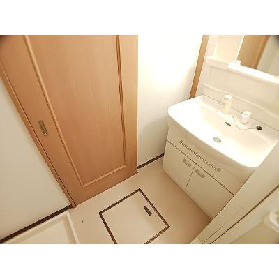 エアリー・サン 101【管理NO：1-013713301-01010】 ★家具家電は申し込み後に搬入します★の物件画像