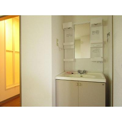 ファミール大関 204【管理NO：1-007104901-02040】 ★家具家電は申し込み後に搬入します★ ★2026年10月中旬入居可能★の物件画像