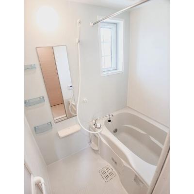 ソレアードＢ 202【管理NO：1-016962602-02020】 ★家具家電は申し込み後に搬入します★ ★2026年10月中旬入居可能★の物件画像