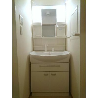 ＫＡＴ－ＵＮ２ 202【管理NO：1-014574202-02020】 ★家具家電は申し込み後に搬入します★ ★2026年10月中旬入居可能★の物件画像