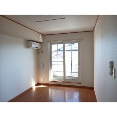 シャトーグラース壱番館 202【管理NO：1-013640801-02020】 ★家具家電は申し込み後に搬入します★ ★2026年10月中旬入居可能★の物件画像