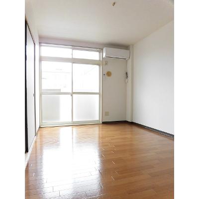 ニュープレイス 104【管理NO：1-004544301-01040】 ★家具家電は申し込み後に搬入します★の物件画像