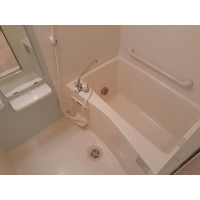 マヤラク大倉山 201【管理NO：1-014970401-02010】 ★家具家電は申し込み後に搬入します★ ★2026年10月上旬入居可能★の物件画像