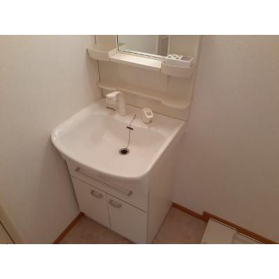 マヤラク大倉山 201【管理NO：1-014970401-02010】 ★家具家電は申し込み後に搬入します★ ★2026年10月上旬入居可能★の物件画像