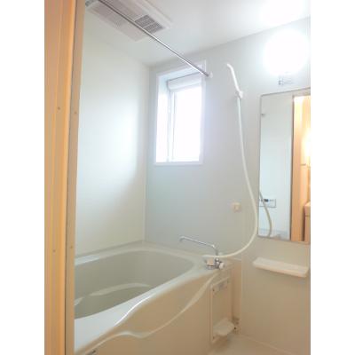 アマリリス 102【管理NO：1-015901501-01020】 ★家具家電は申し込み後に搬入します★ ★2026年10月中旬入居可能★の物件画像