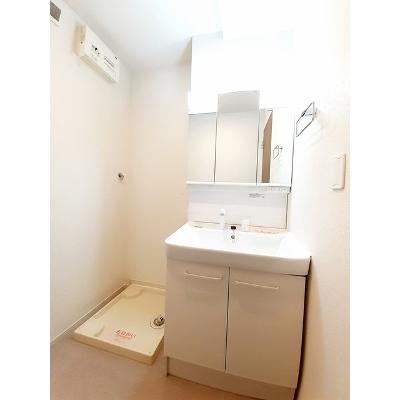 サンガーデン 101【管理NO：1-026060601-01010】 ★家具家電は申し込み後に搬入します★の物件画像