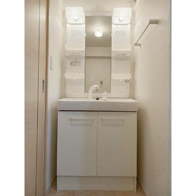 アプローズ 202【管理NO：1-019272301-02020】 ★家具家電は申し込み後に搬入します★ ★2026年10月中旬入居可能★の物件画像