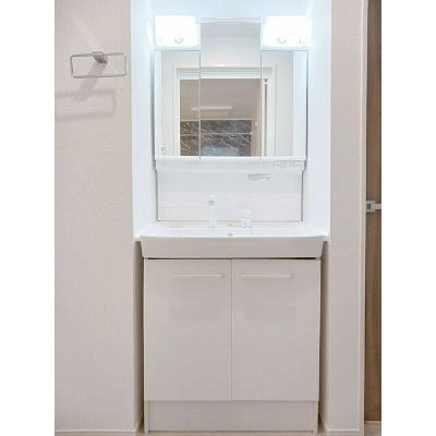 ヒカルサ清水八千代 101【管理NO：1-028333801-01010】 ★家具家電は申し込み後に搬入します★ ★2026年11月中旬入居可能★の物件画像