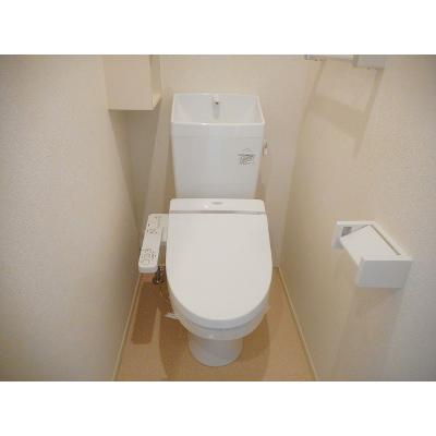 フィオーレ３０２ 305【管理NO：1-021118001-03040】 ★家具家電は申し込み後に搬入します★の物件画像
