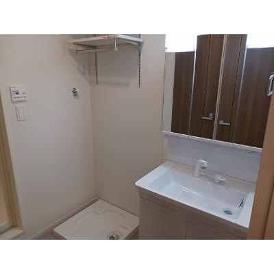 ラ　ヴィラ　フェニックス　Ⅱ 101【管理NO：1-027596102-01010】 ★家具家電は申し込み後に搬入します★ ★2026年10月下旬入居可能★の物件画像