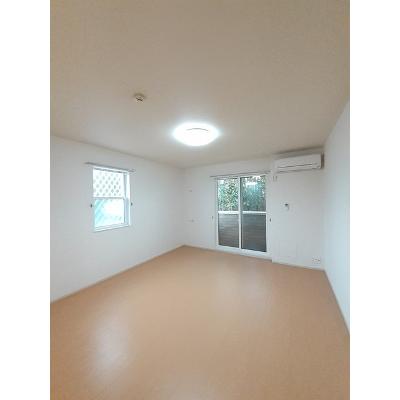 リバーサイド 101【管理NO：1-019621101-01010】 ★家具家電は申し込み後に搬入します★ ★2026年09月中旬入居可能★の物件画像