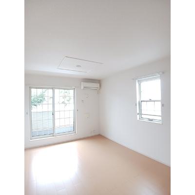 エテルノ 201【管理NO：1-017491001-02010】 ★家具家電は申し込み後に搬入します★の物件画像