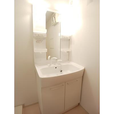 エテルノ 201【管理NO：1-017491001-02010】 ★家具家電は申し込み後に搬入します★の物件画像