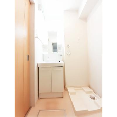 メゾンりんくう 206【管理NO：1-021921601-02050】 ★家具家電は申し込み後に搬入します★の物件画像