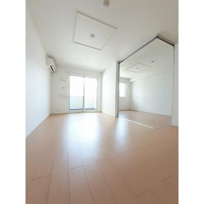 サン・メゾン日根野 101【管理NO：1-018144301-01010】 ★家具家電は申し込み後に搬入します★ ★2026年10月中旬入居可能★の物件画像