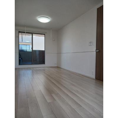 シンフォニー 205【管理NO：1-027962301-02040】 ★家具家電は申し込み後に搬入します★ ★2026年10月下旬入居可能★の物件画像