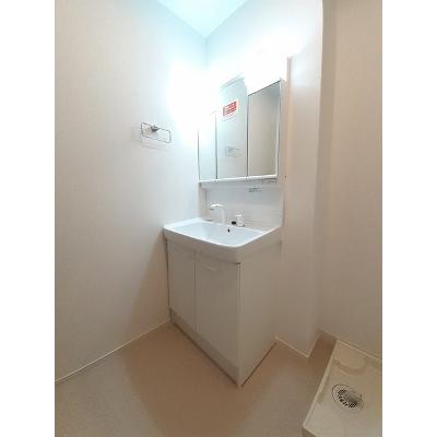 グレイトフルⅡ 201【管理NO：1-025782302-02010】 ★家具家電は申し込み後に搬入します★ ★2026年10月下旬入居可能★の物件画像
