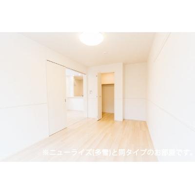 レ・トロワ・ヴァレ 102【管理NO：1-028755701-01020】 ★家具家電は申し込み後に搬入します★ ★2027年01月下旬入居可能★の物件画像