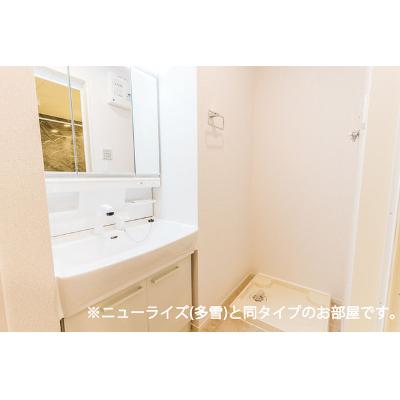 レ・トロワ・ヴァレ 102【管理NO：1-028755701-01020】 ★家具家電は申し込み後に搬入します★ ★2027年01月下旬入居可能★の物件画像