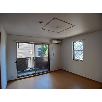 プラチナプラザ 102【管理NO：1-014844601-01020】 ★家具家電は申し込み後に搬入します★の物件画像
