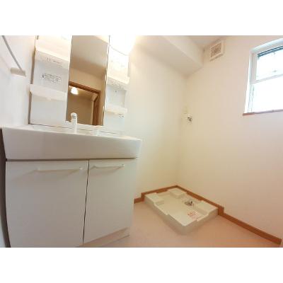 アーバンコートⅡ・Ｂ 201【管理NO：1-015262802-02010】 ★家具家電は申し込み後に搬入します★ ★2026年11月上旬入居可能★の物件画像