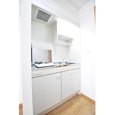 カーサ　クワノ 103【管理NO：1-014557701-01030】 ★家具家電は申し込み後に搬入します★ ★2026年10月中旬入居可能★の物件画像
